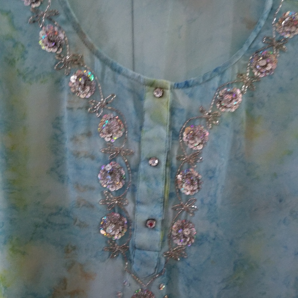 Tunic - Picture 3 of 8